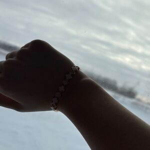 Elegant Gold Bracelet for Women